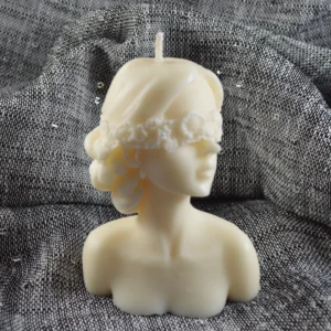 Κερί Άγαλμα Γυναίκας Με Κλειστά Μάτια