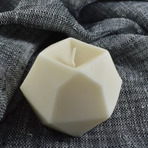 Πολυγωνικό-Κερί-10027-scaled-1.webp Πολυγωνικό Κερί