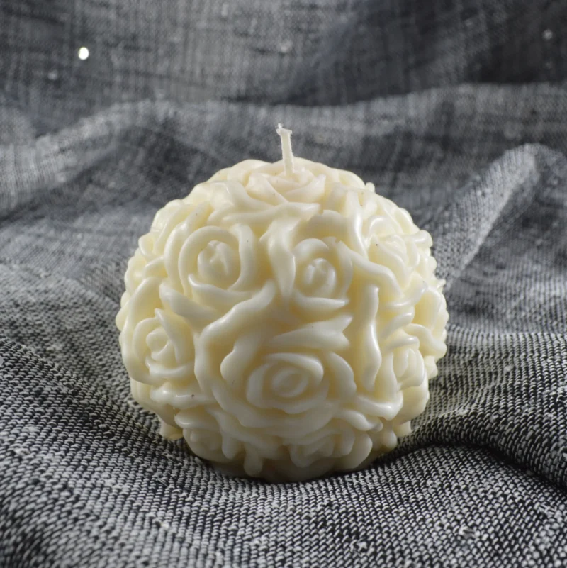 Τριανταφυλένια-Μπάλα-scaled-1.webp Τριανταφυλένια Μπάλα